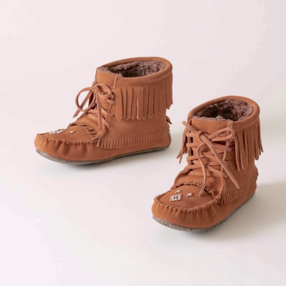 Manitobah Mukluks Harvester Lined Suede Mocassin Boots Copper, size 9